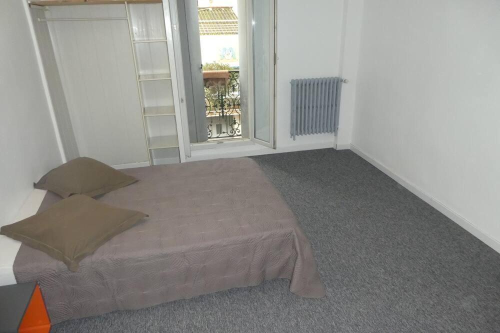 Etanit ! Beziers Plein Centre - 1Mn Du Bus, De La Gare Du Train Et Liaison Aeroport -Chambres Climatisees -Spacieuses Amenagees Pour Singles, Couple, Et Ou Familles -Parking A Velos -Consigne Exteriér fotografie