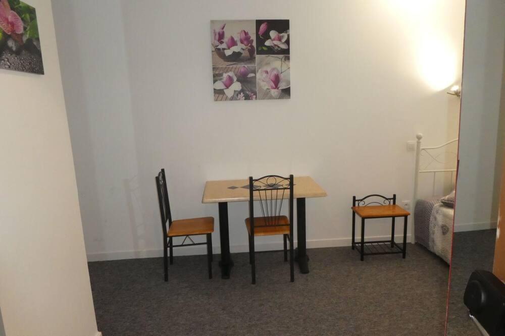 Etanit ! Beziers Plein Centre - 1Mn Du Bus, De La Gare Du Train Et Liaison Aeroport -Chambres Climatisees -Spacieuses Amenagees Pour Singles, Couple, Et Ou Familles -Parking A Velos -Consigne Exteriér fotografie